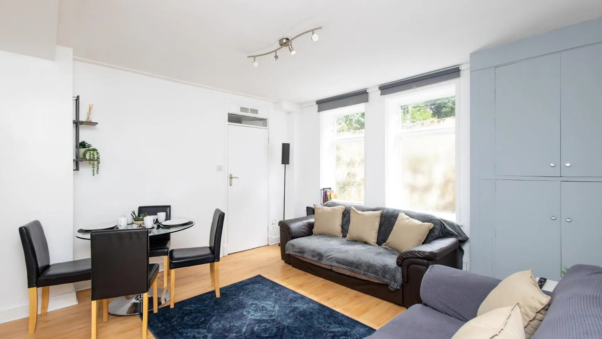 Spacious 3 Bedroom Ground Floor Apartment - 10 Mins From City Centre Leeds  Leeds (West Yorkshire)